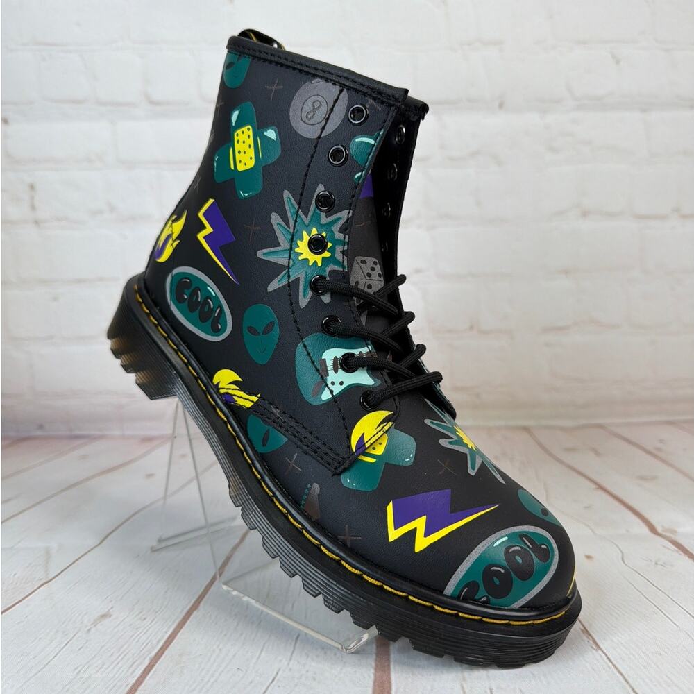 Dr. Martens Junior 1460 Sticker‎ Print Leather Lace Up Black Boots Size 4 M/5 L